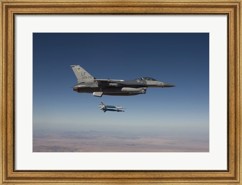 Framed F-16 Fighting Falcon Releases two GBU-12&#39;s Print